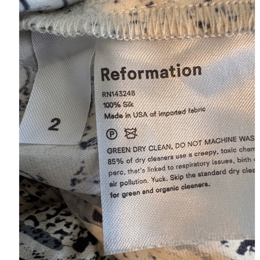 Reformation 100% Silk Snakeskin Print Wide Leg Smocked Waist Pants Cream Black 2 - Picture 4 of 4